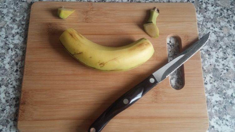 cut-off-banana-ends banana cinnamon tea sleeping pill