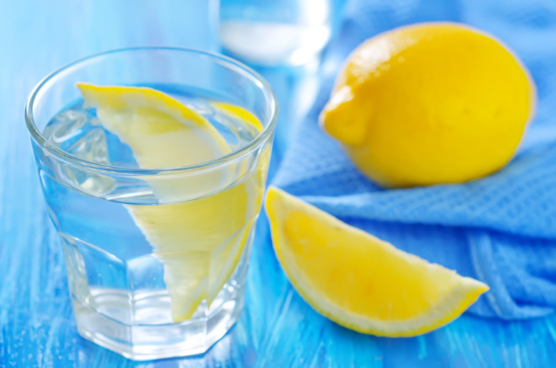 shutterstock_180422513 lemon detox ingredients