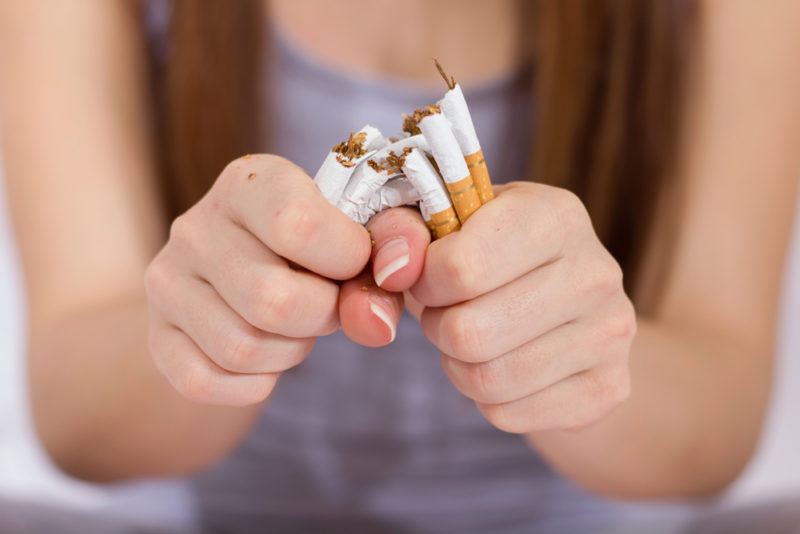 stop smoking cigarettes colon cancer
