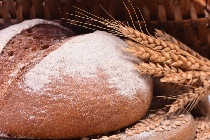 wheat bread moldy foods